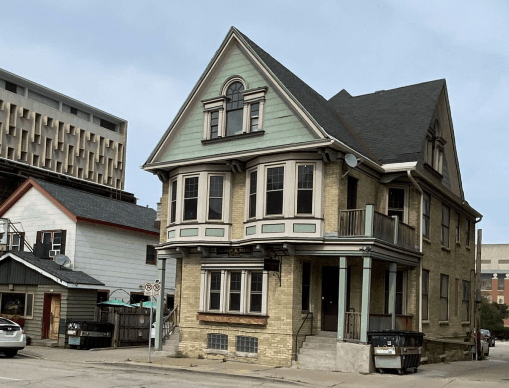 738-740 N James Lovell St