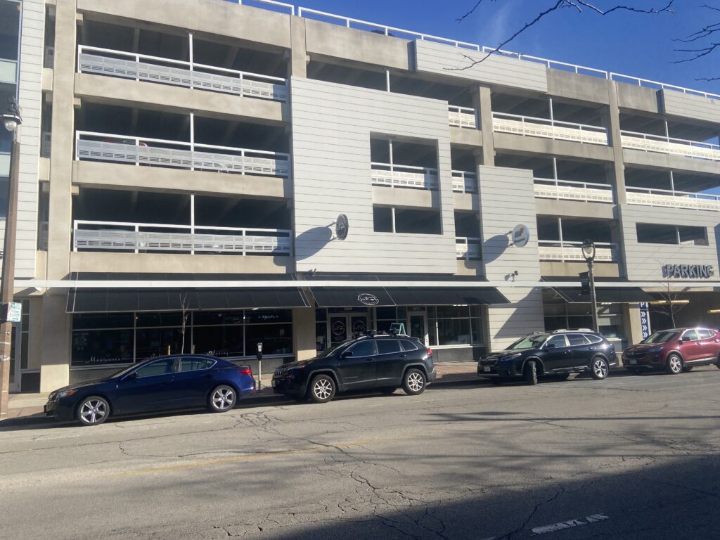 2574-2580 N Downer Ave